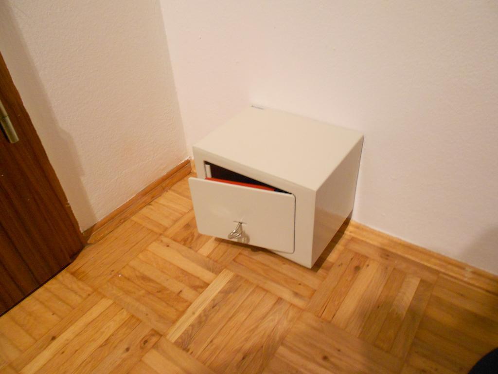 Apartments Hofgarten Regensburg Phòng bức ảnh