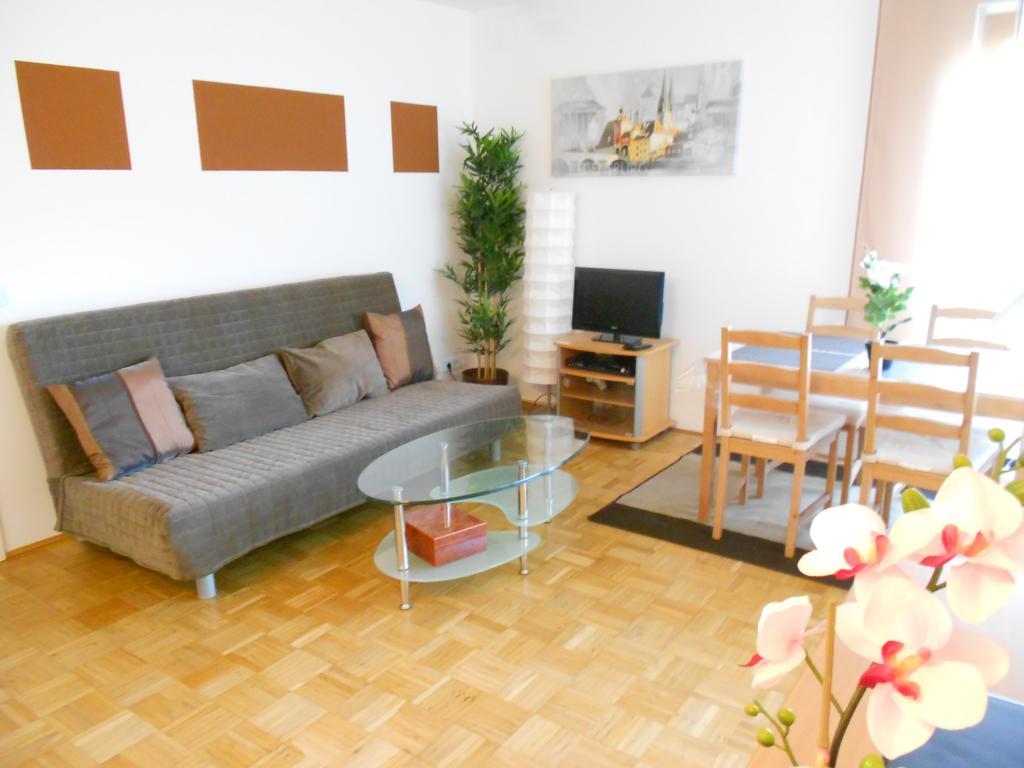 Apartments Hofgarten Regensburg Phòng bức ảnh