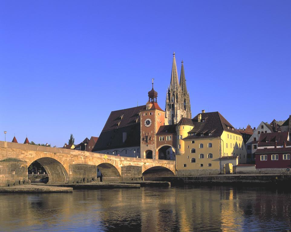 Apartments Hofgarten Regensburg Phòng bức ảnh